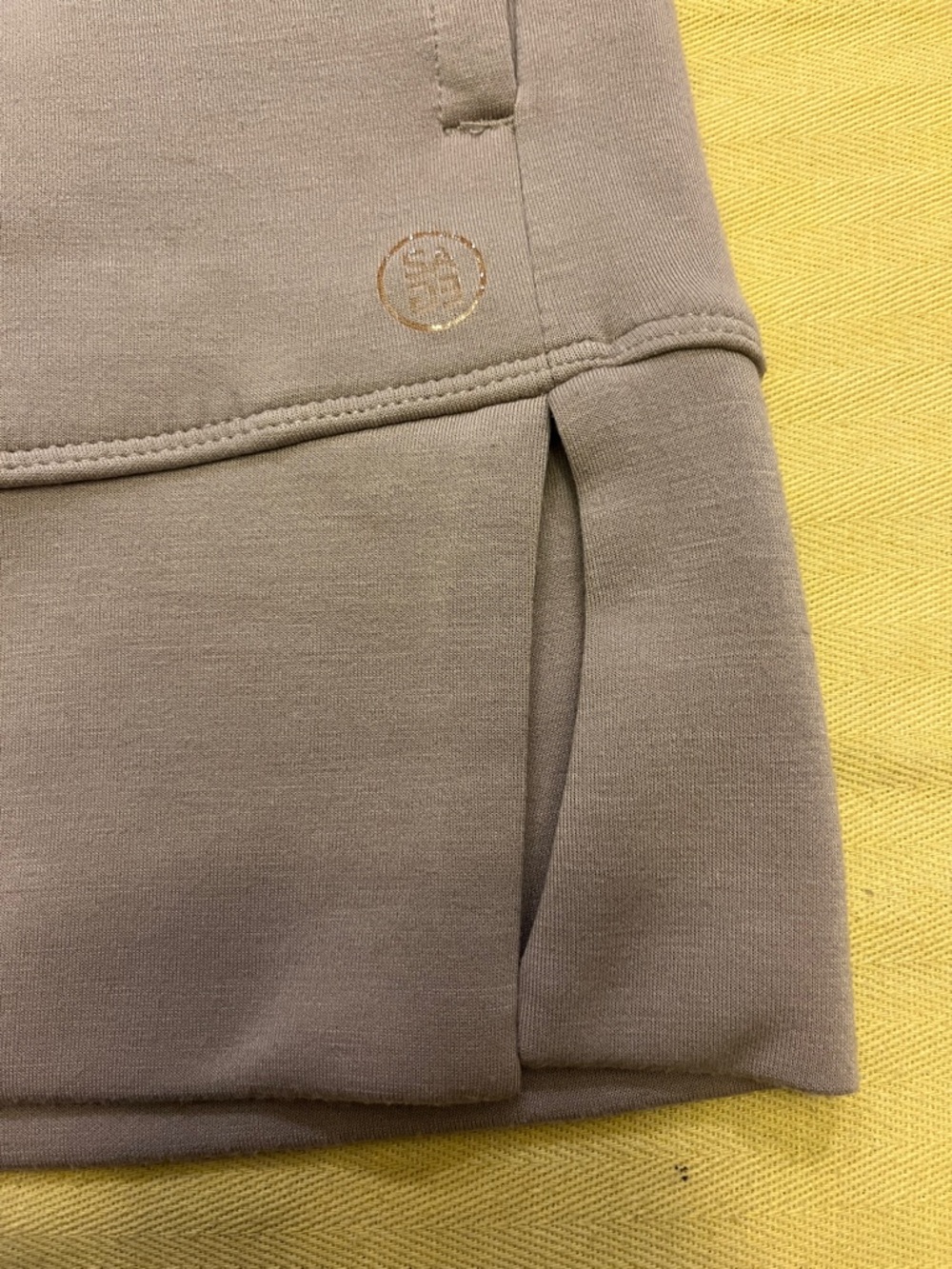 Sage Women's Taupe Crewneck Sweater Size XS - Picture 7 of 9
